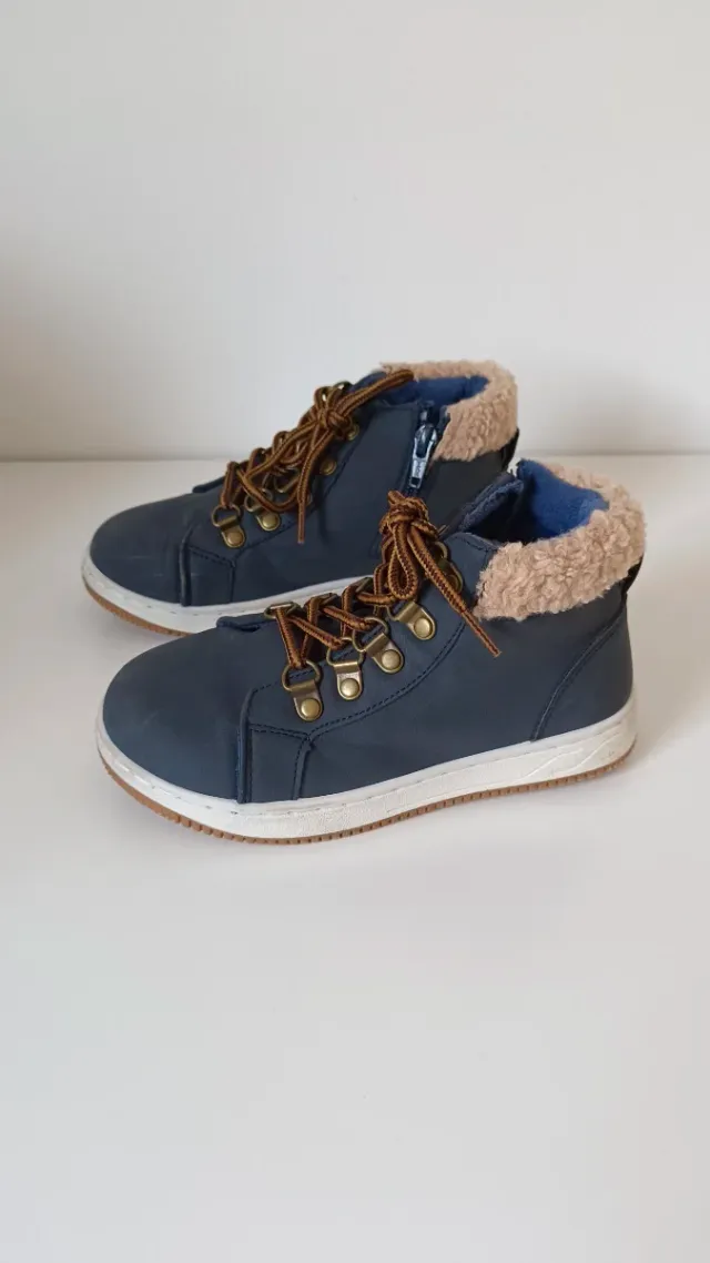 Botas Talla 31 (1 puesta)