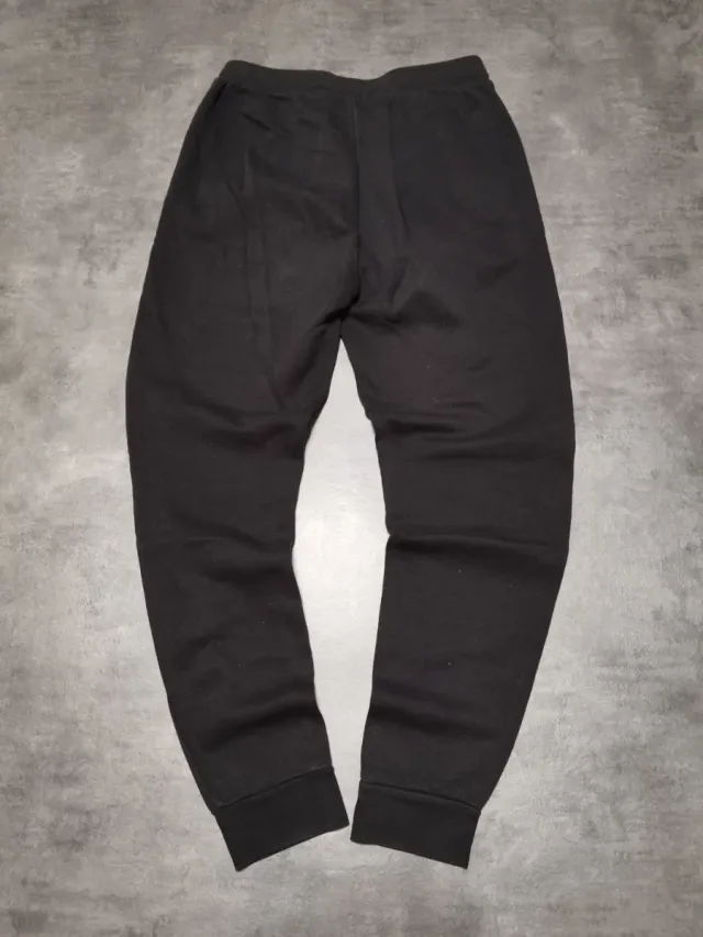 Jogger Adidas Negro Logo Bordado