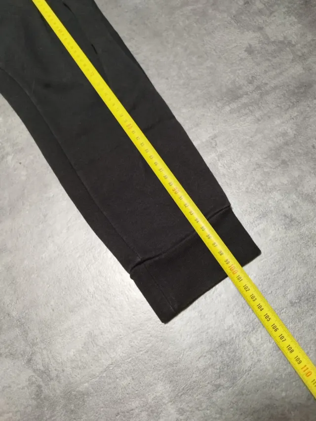 Jogger Adidas Negro Logo Bordado