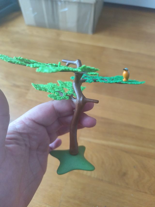 Árbol Playmobil con pájaro