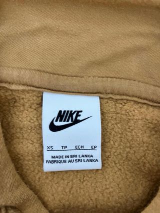 Sudadera Nike Logo Bordado Marrón