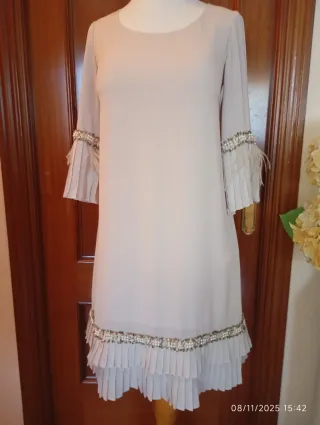 Vestido de ceremonia beige