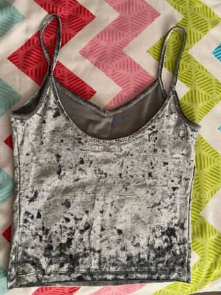 Top terciopelo gris tirantes