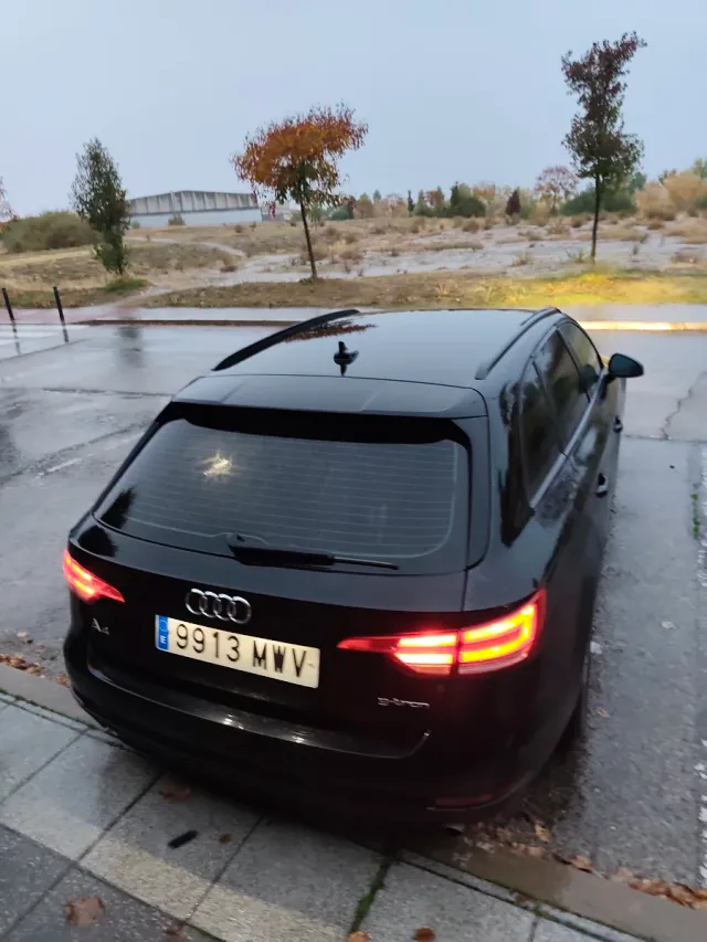 Audi A4 2017. G tron