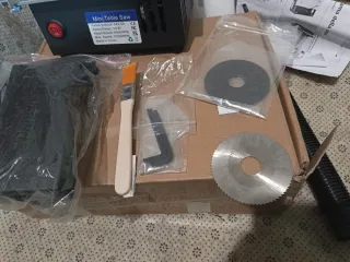 Mini sierra de mesa para manualidades