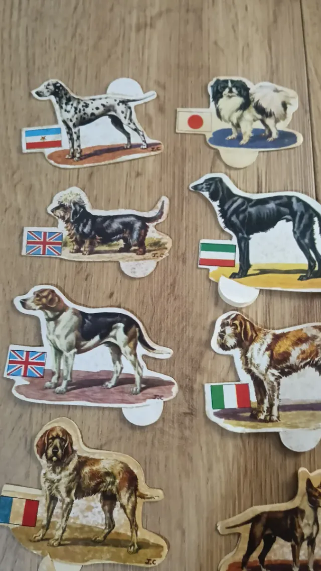 Colección Panrico Perros con Banderas