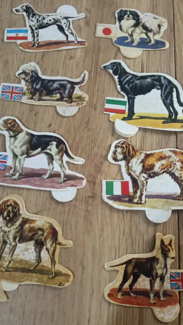 Colección Panrico Perros con Banderas