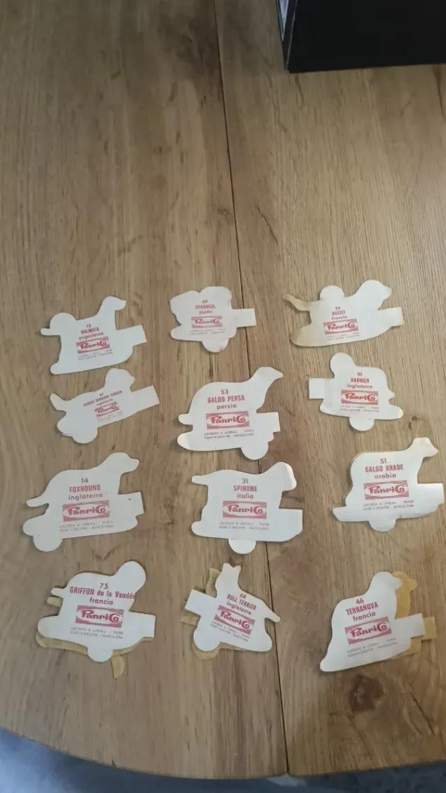 Colección Panrico Perros con Banderas