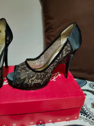 Zapatos de tacón Pilar Burgos encaje negro T37