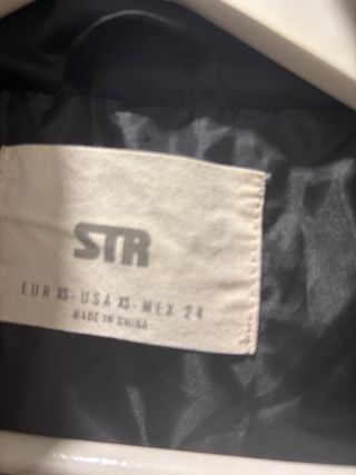 Chaleco acolchado corto negro