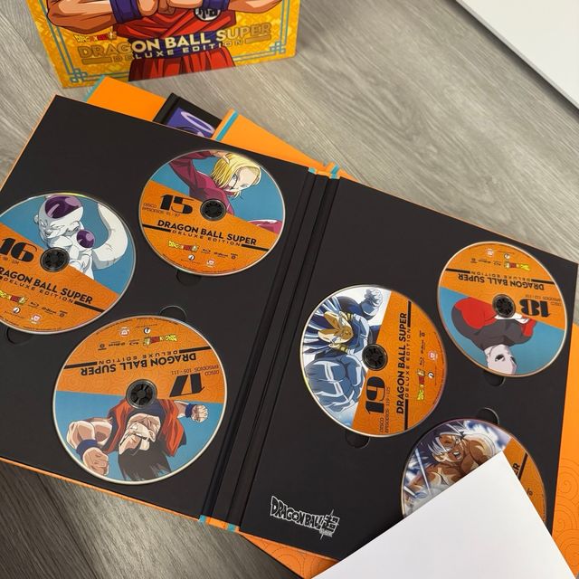 Dragon Ball Super Deluxe Edition Blu-ray