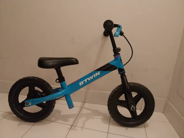 Bicicleta de equilibrio Btwin azul