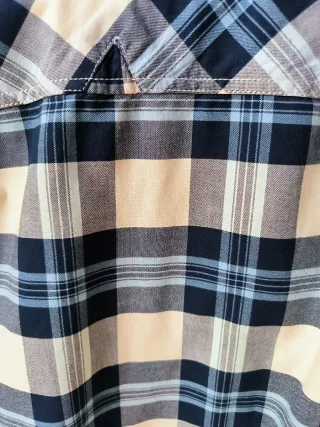 Camisa de cuadros beige y azul. Perfecto estado
