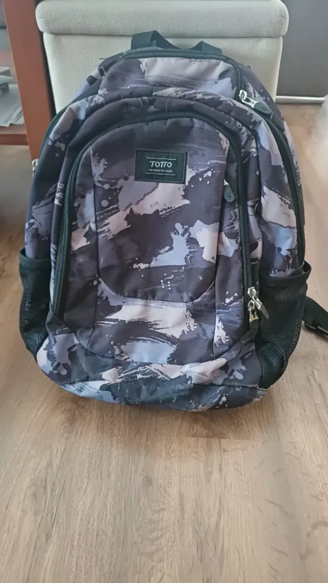 Mochila Totto Camuflaje