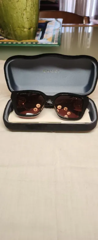 Gafas de Sol Gucci Negras y Marrones