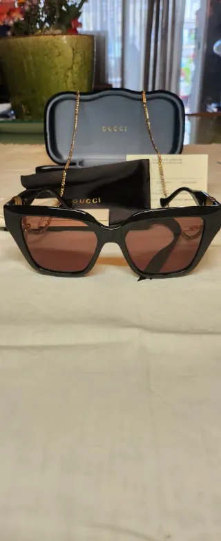Gafas de Sol Gucci Negras y Marrones