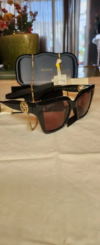 Gafas de Sol Gucci Negras y Marrones