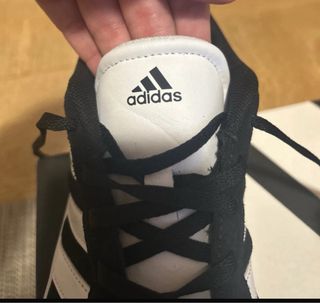 Adidas Zapatillas Negras y Blancas. VL Court 3.0K