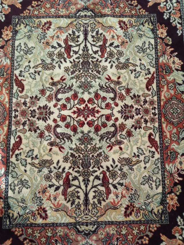 2 Alfombras,una de comedor y una de salón lana.