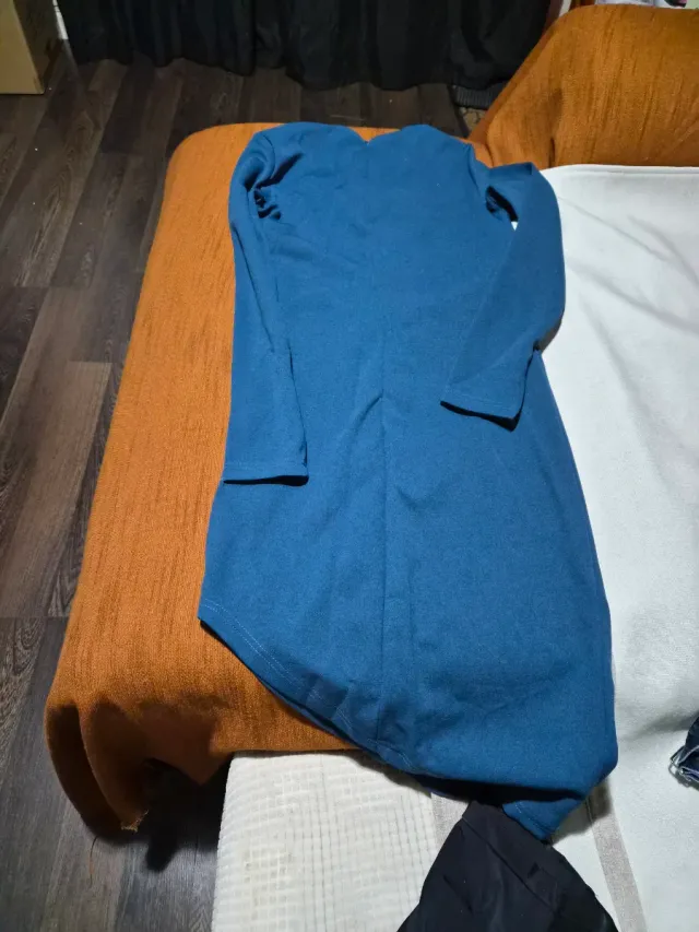 Vestido azul manga larga sin usar