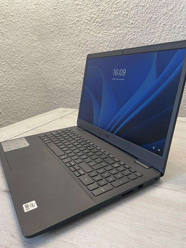 Portátil Dell Inspiron 15 3501