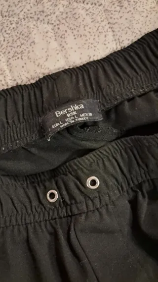 Pantaloni Bershka neri con banda laterale