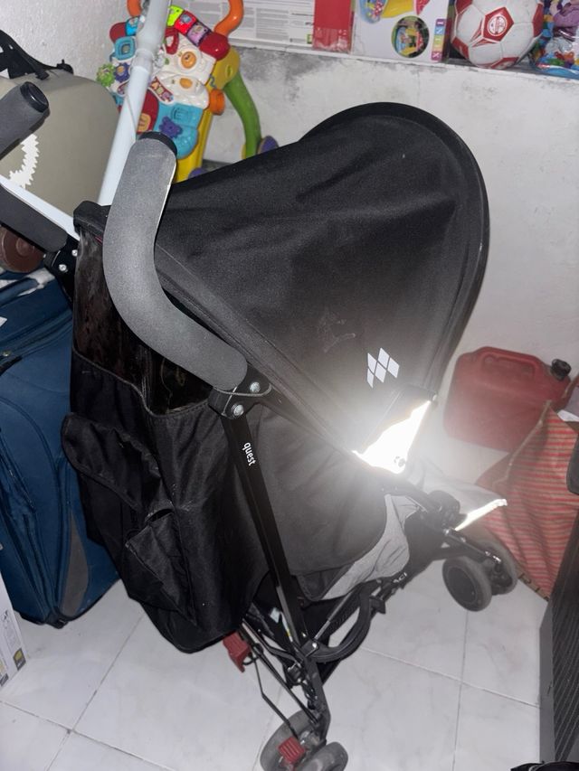 Coche paseoMaclaren con saco y protector de lluvia