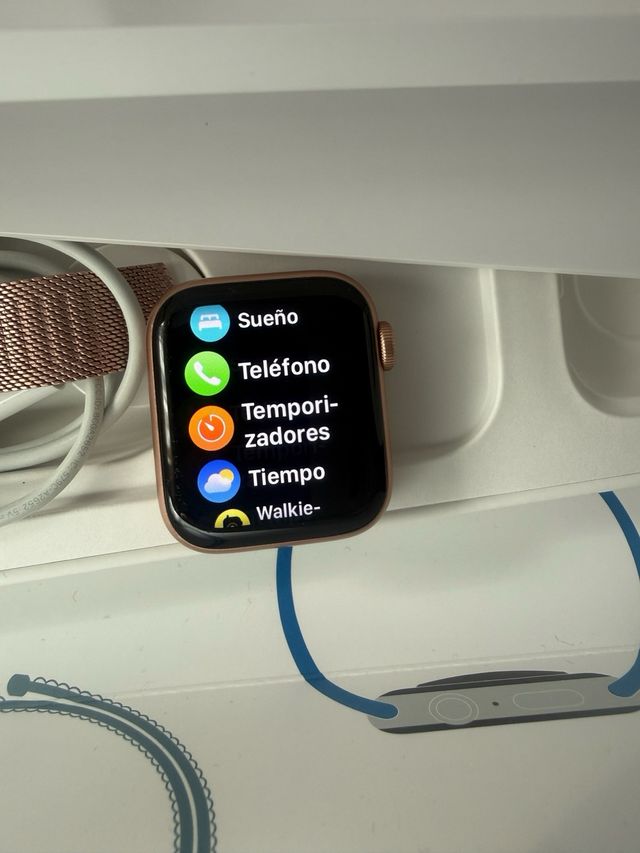 Apple Watch SE 40mm Dorado