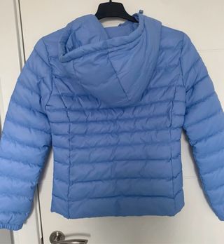 Plumas fino azul con etiqueta