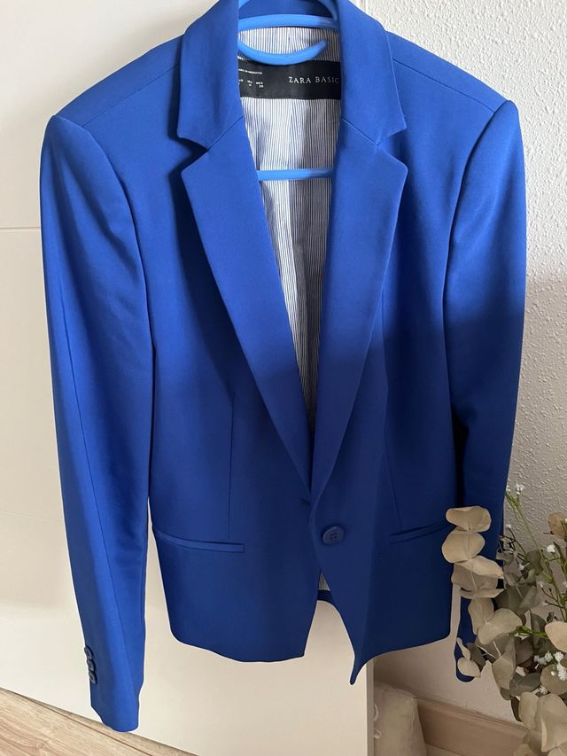 Americana Zara Basic azul eléctrico