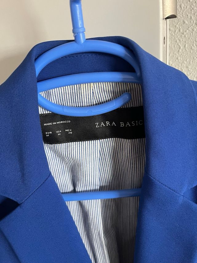 Americana Zara Basic azul eléctrico