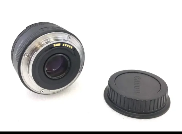 Canon EF 50mm f/1.8 STM