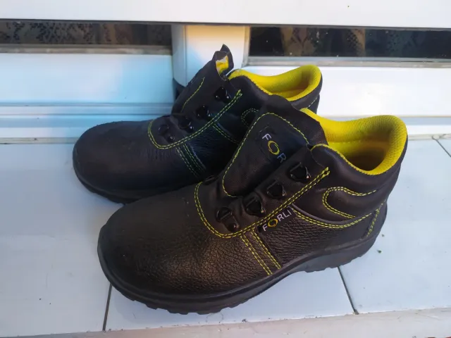 Botas de trabajo FORLI negras y amarillas