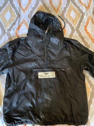 Chaqueta Armani Jeans Negra con Capucha