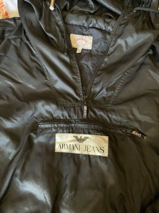 Chaqueta Armani Jeans Negra con Capucha