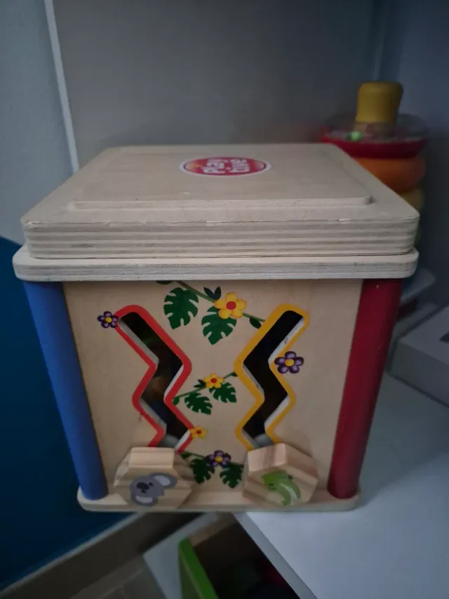 Cubo didattico in legno