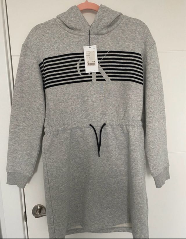 Vestido deportivo niña Calvin Klein con capucha