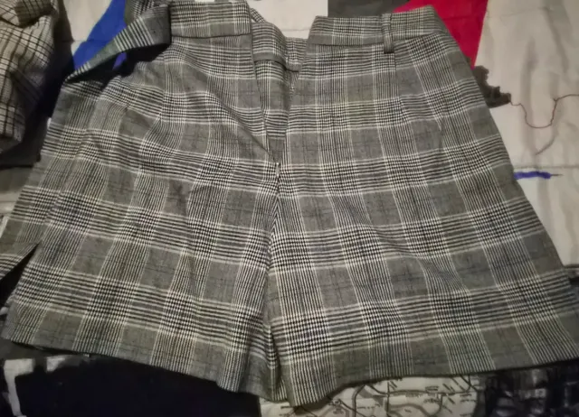 Falda pantalón cuadros gris y blanco