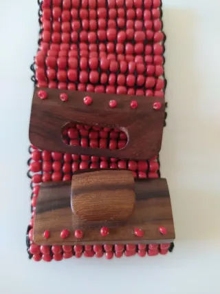 Pulsera elástica madera y abalorios terracota