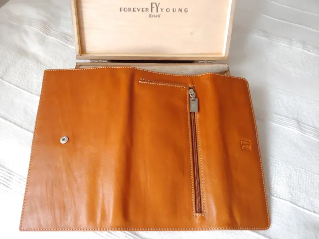 Cartera de piel Forever Young