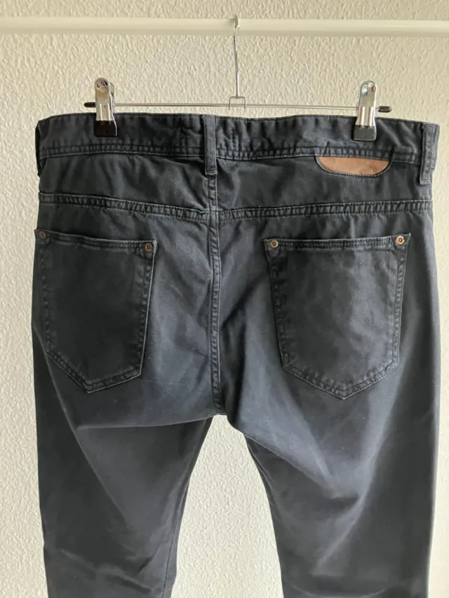 Pantalón Chino Zara Negro "M"