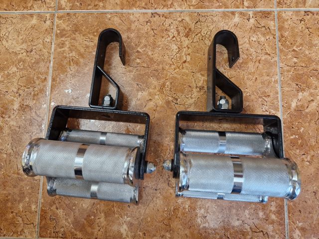 Mangos de triple agarre