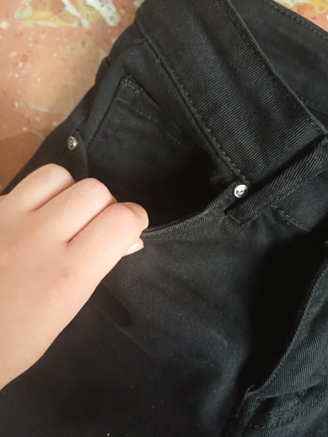 Pantalón vaquero mujer negro