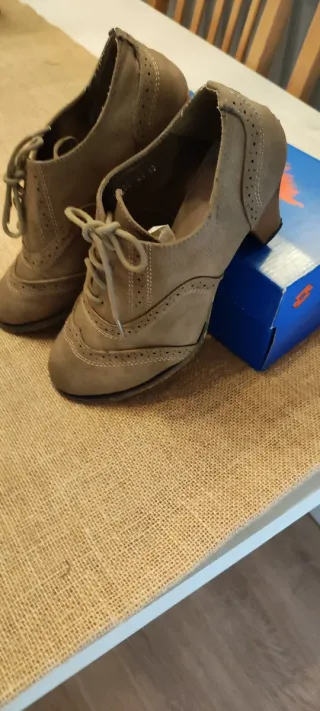 Zapatos Oxford Mujer Beige/Marrón