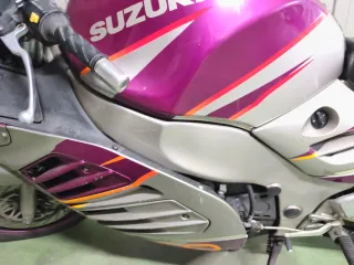 Suzuki RF 900 R2R 1000cc