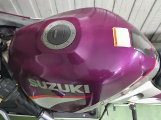 Suzuki RF 900 R2R 1000cc