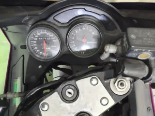 Suzuki RF 900 R2R 1000cc