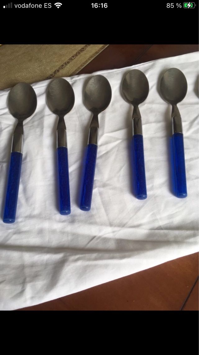 loge de juego de cafe ,plagos y cubierttos