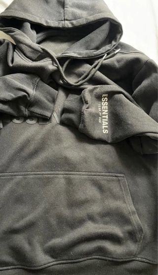 Sudadera Essentials Negra