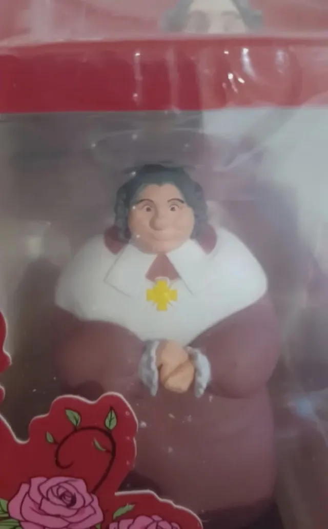 Lady Oscar Cardinale di Rohan H12 cm